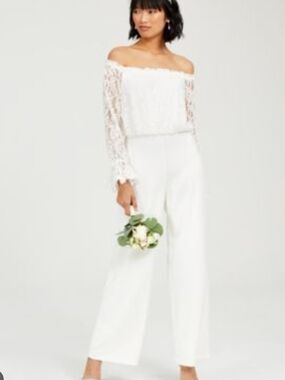 Adrianna Papell White Off-Shoulder Lace Bodice Wide-Leg Jumpsuit